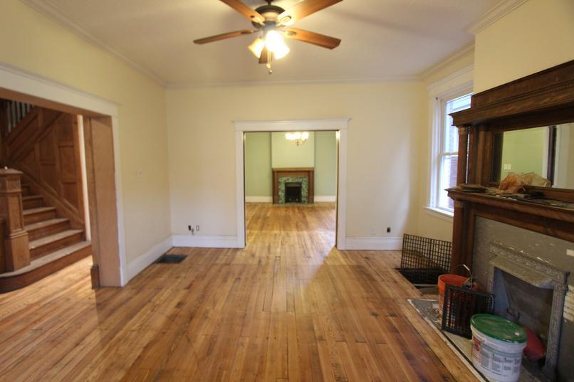 View of Living, Dining Rooms - 1906 Morrell St