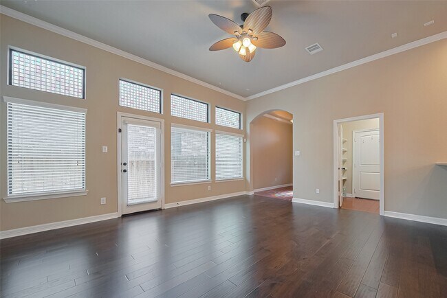 Building Photo - 25134 Alina Ln