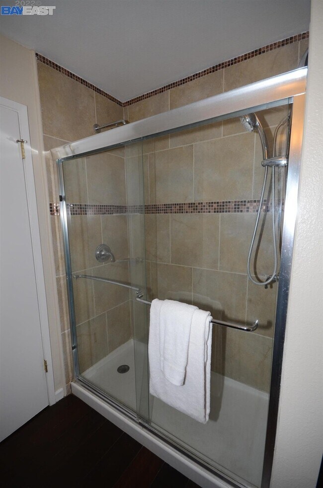Building Photo - 3114 Heather Ridge Dr