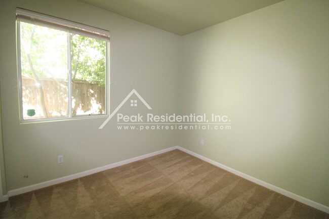 Building Photo - Very Nice 3bd/2ba Elk Grove Home in Laguna...