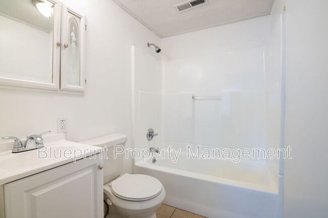 Building Photo - 119 Wheeler Dr