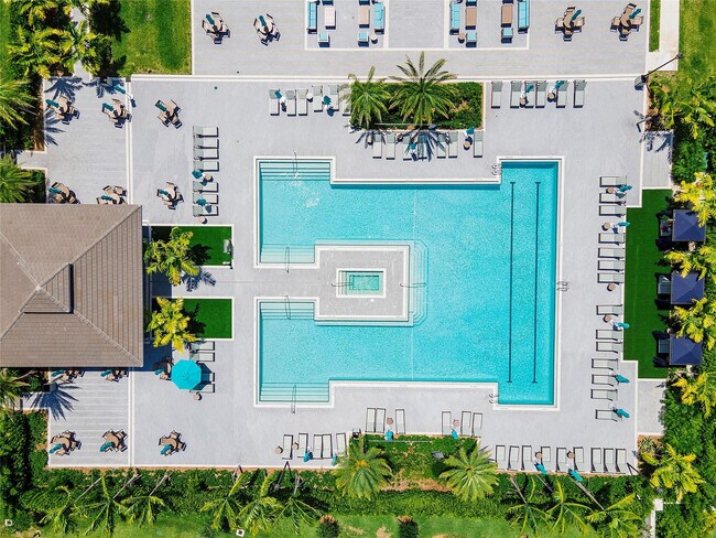 Building Photo - 10710 Aqua Ct