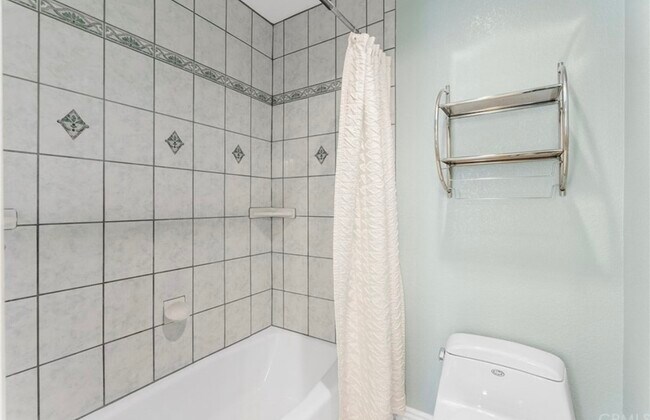 Building Photo - 22931 Springdale Dr