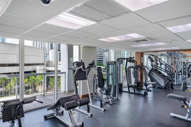 Building Photo - 41 SE 5th St