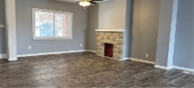 Building Photo - 3 bedroom/ 2 Bath home for RENT in 15211