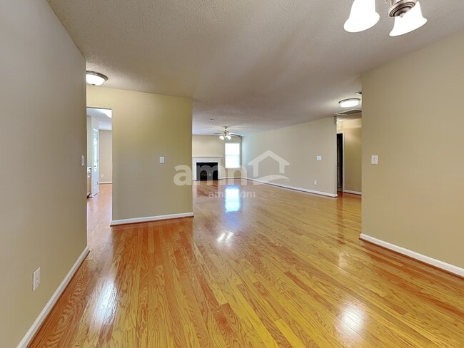 Building Photo - 273 Stone Meadow Ct