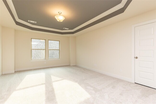 Building Photo - 30031 Aralia Dr