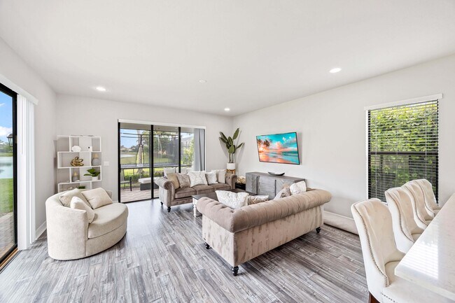 Building Photo - 2875 Cinnamon Bay Cir