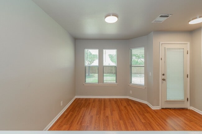 Building Photo - 1202 Still Meadow Dr