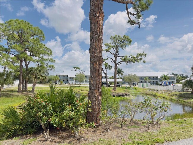 Building Photo - 6800 Placida Rd