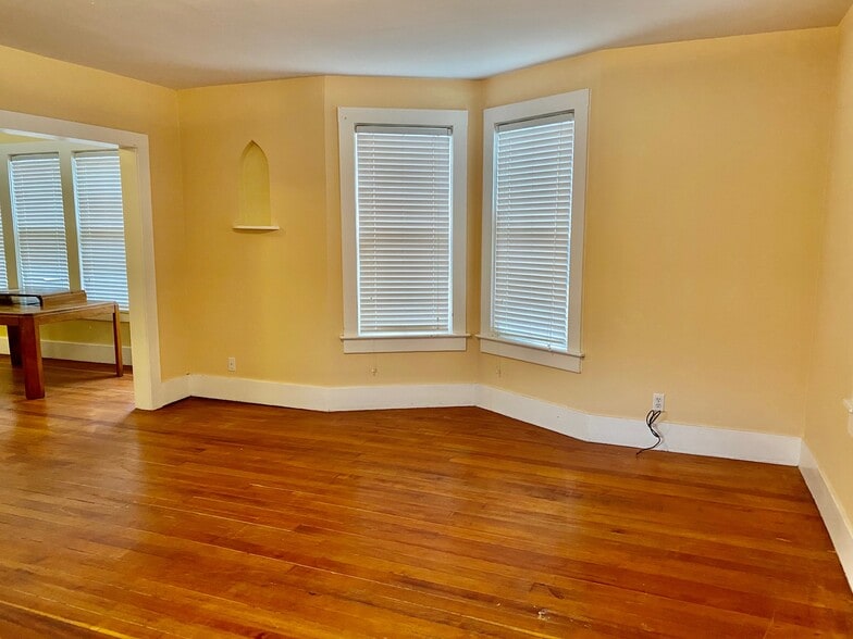 Dining room - 1727 NW 63rd St