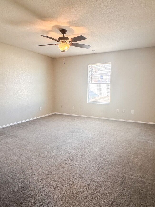 Building Photo - Updated Rental Home in Greater Killeen!