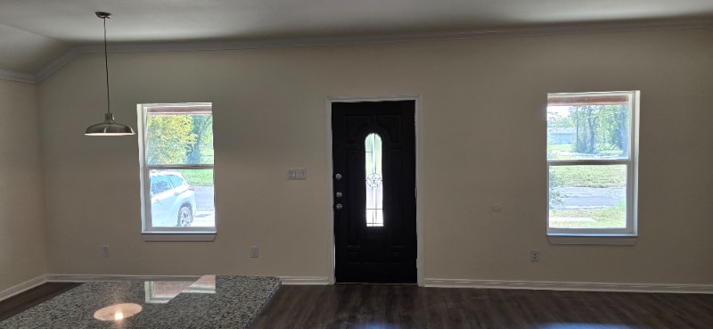 Building Photo - 2808 S 8th St