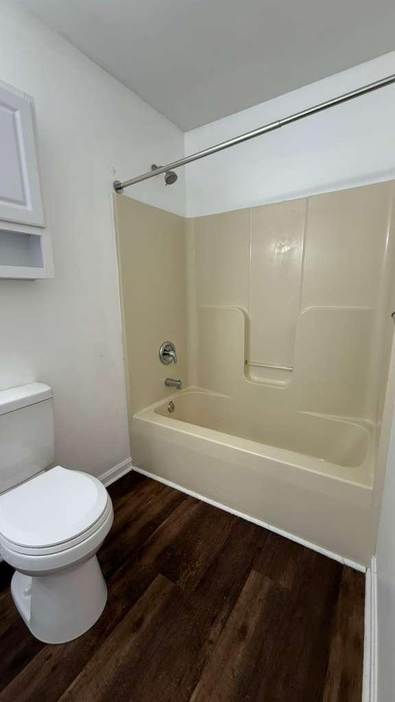 Building Photo - 1029 Aztec Dr