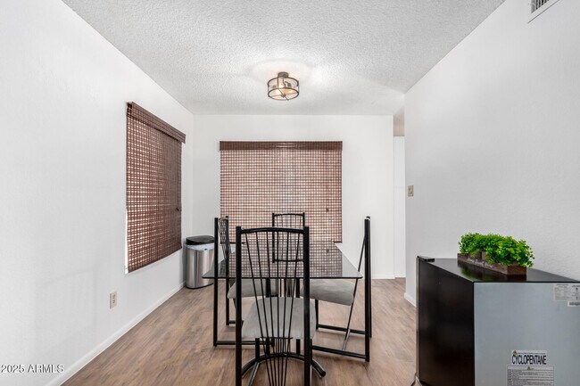 Building Photo - 3829 W Camino Del Rio
