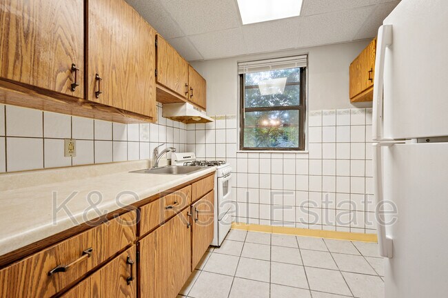 Building Photo - 1309 Wood St