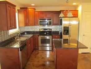 Building Photo - 1505 W Central St