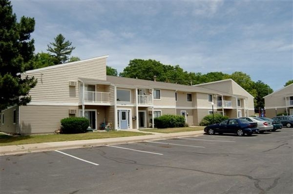 Primary Photo - West Shore Apartments