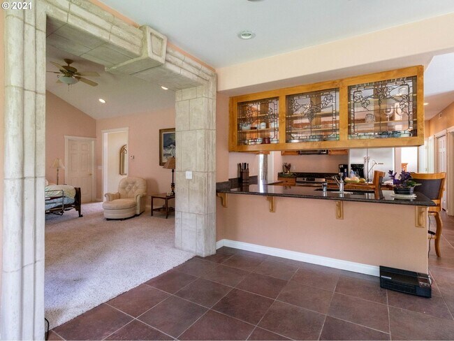 Building Photo - druc01