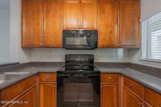 Building Photo - 19 Arbor Club Dr