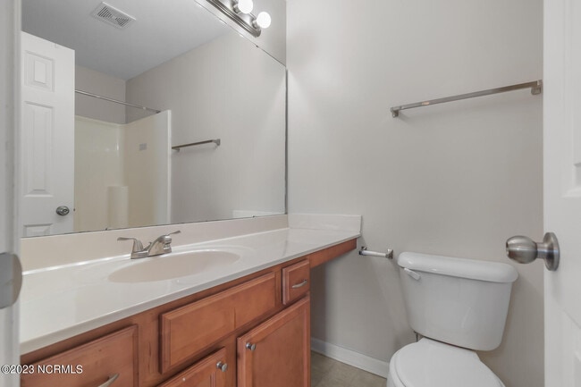 Building Photo - 9005 Banister Loop