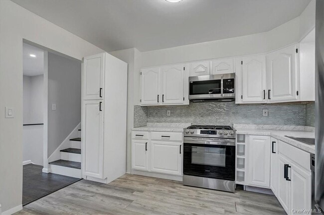 Building Photo - 1 Intervale Ave