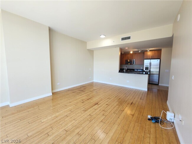Building Photo - 200 W Sahara Ave