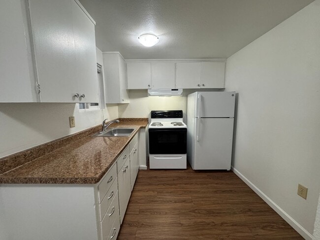 Interior Photo - 301 Apartments