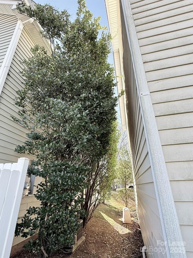 Building Photo - 11220 Suunto Ln