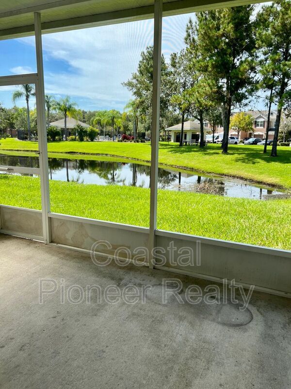 Building Photo - 26636 Castleview Way