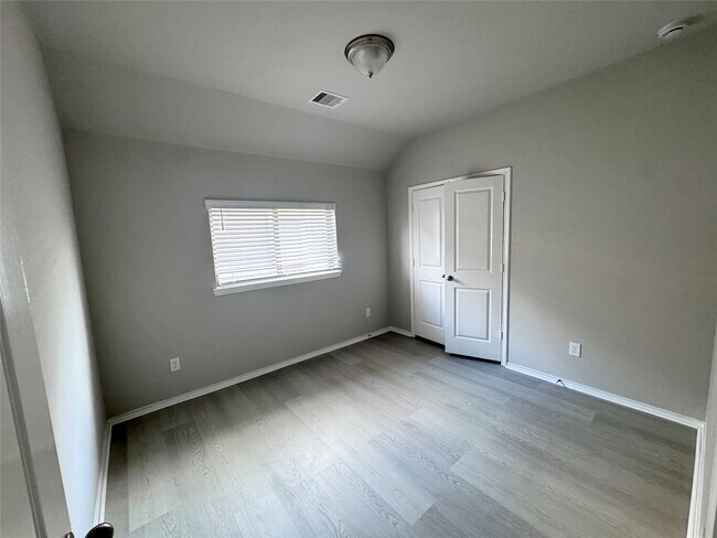 Building Photo - 10827 Cassiopeia Creek Cir