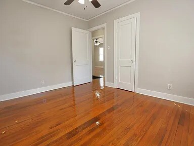 Building Photo - 314 N Summit St