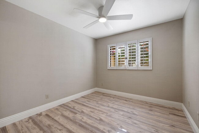 Building Photo - 41045 Largo