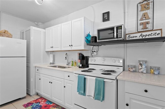 Building Photo - 1305 S 26th St