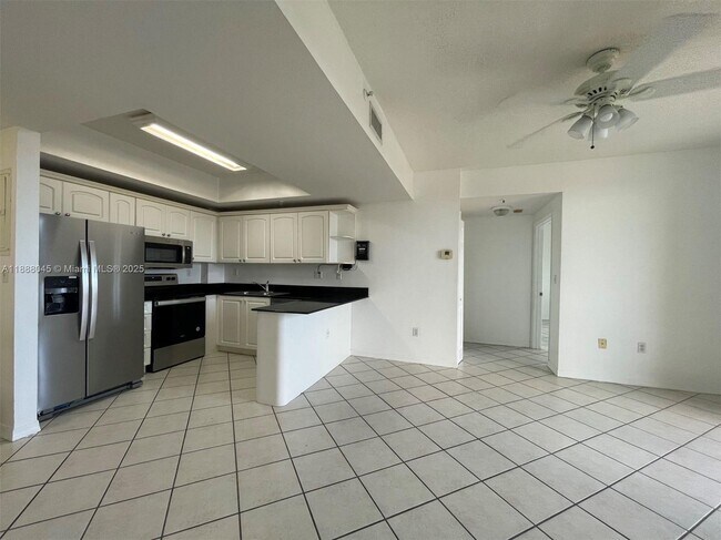 Building Photo - 3500 Coral Wy