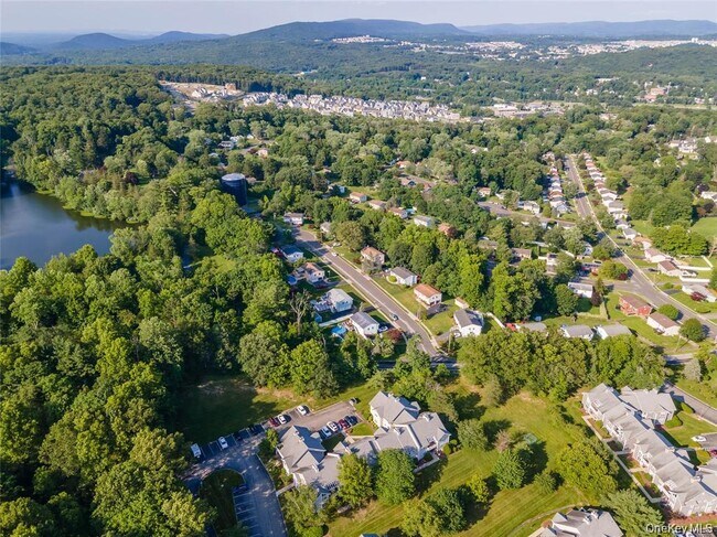 Building Photo - 207 Arlin Rd