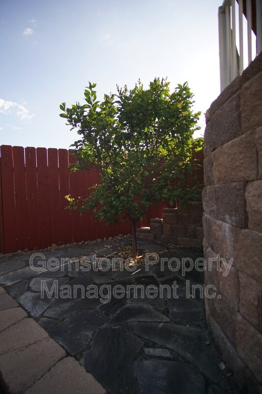 Building Photo - 4918 Chaparral Way