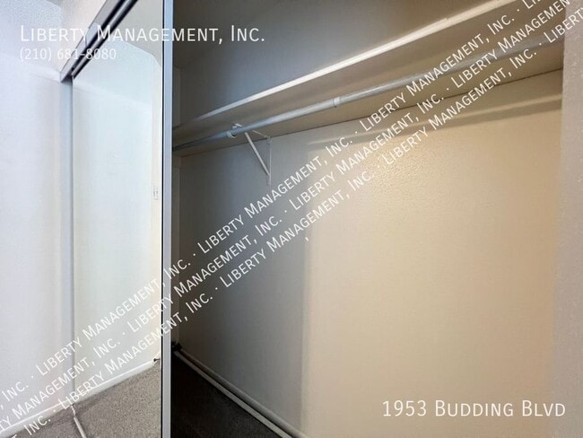 Building Photo - 1953 Budding Blvd