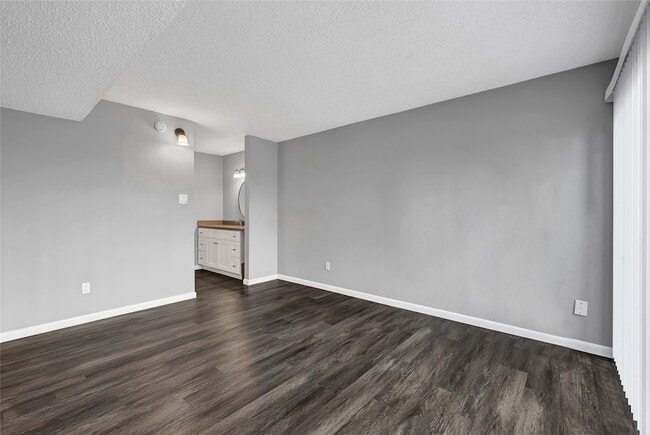 Building Photo - 12111 Lemon Ridge Ln