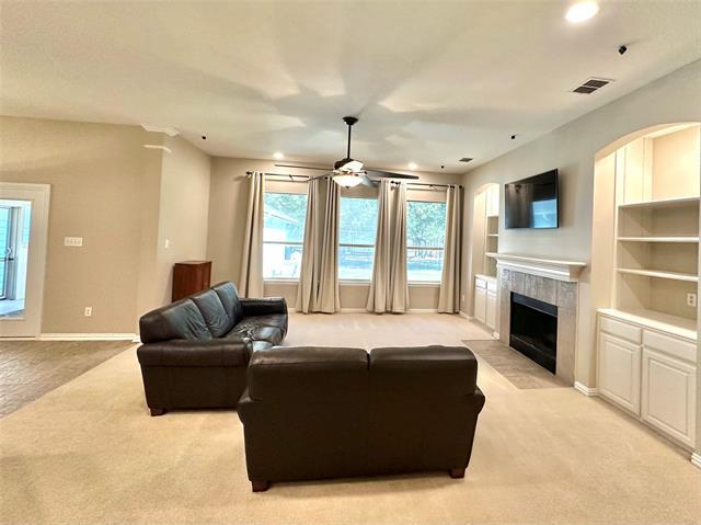 Building Photo - 1924 Countryside Dr