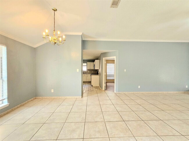 Building Photo - 21070 Southern Colony Ct