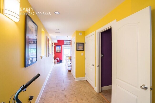 Building Photo - Francisville 3 Bed Apartment