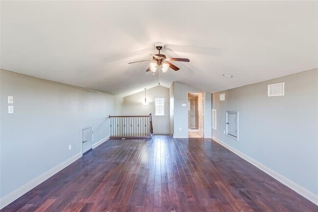 Building Photo - 7313 Lookout Bluff Terrace