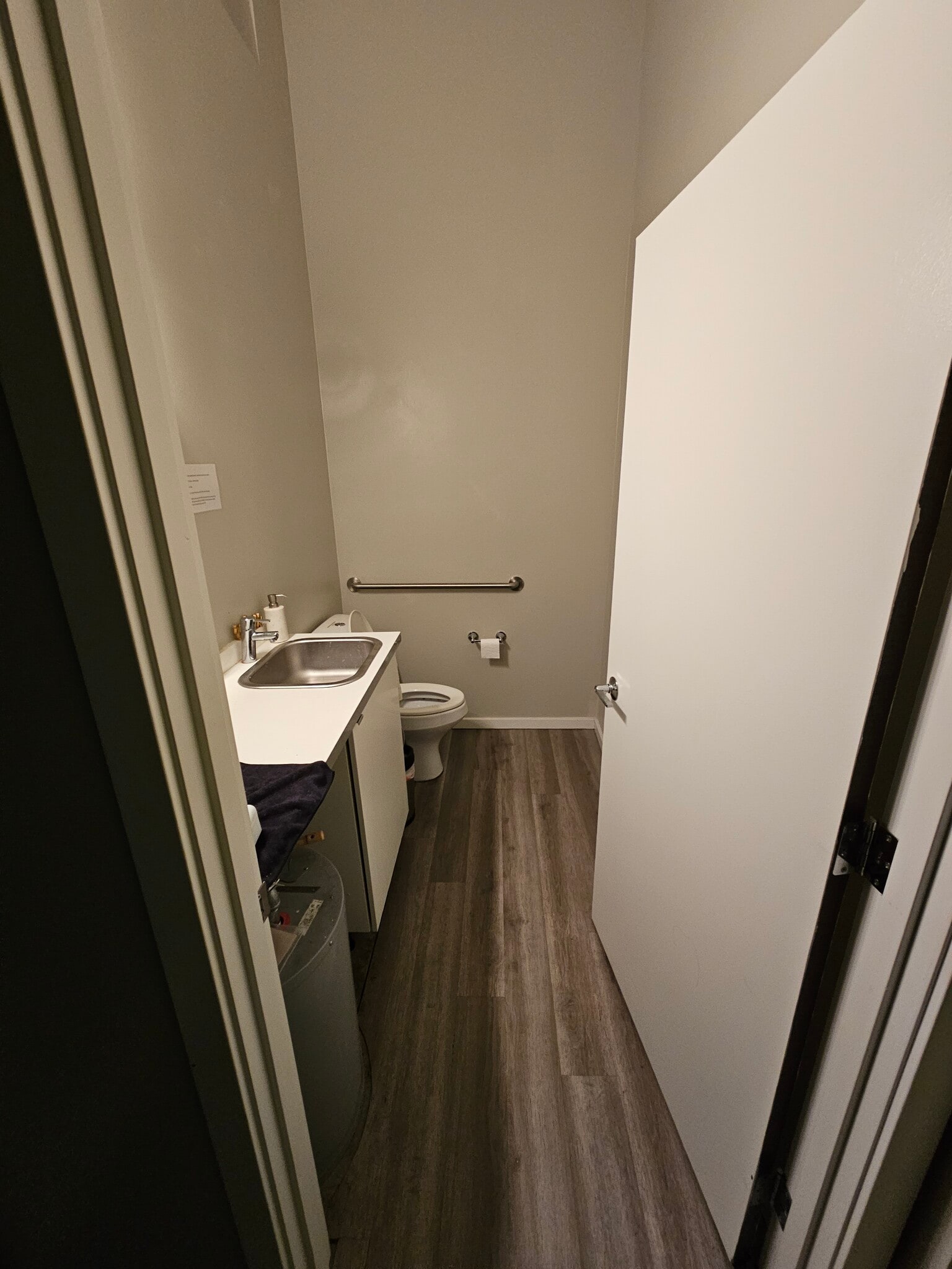 rest room - 6708 15th Ave NW