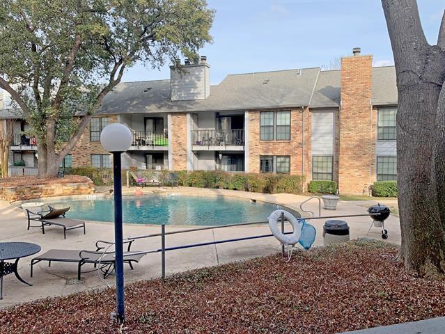 Building Photo - 15151 Berry Trail