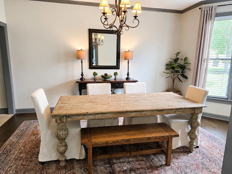 Building Photo - 10 Bridlewood Ct