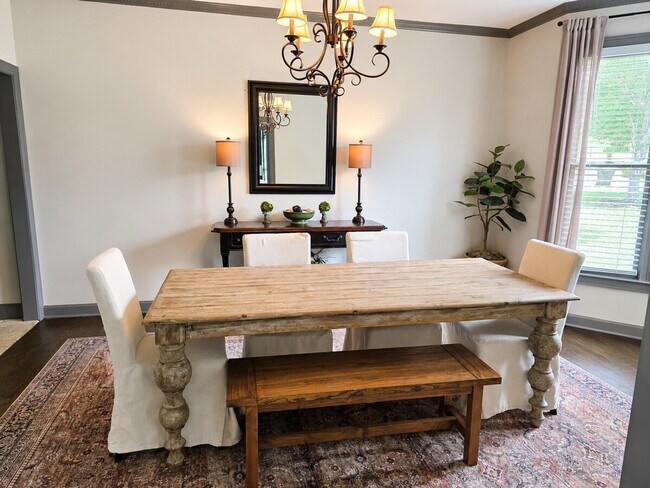 Building Photo - 10 Bridlewood Ct