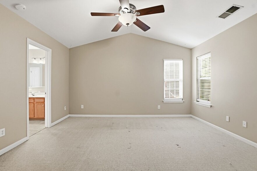 Building Photo - 2830 Black Walnut Ln