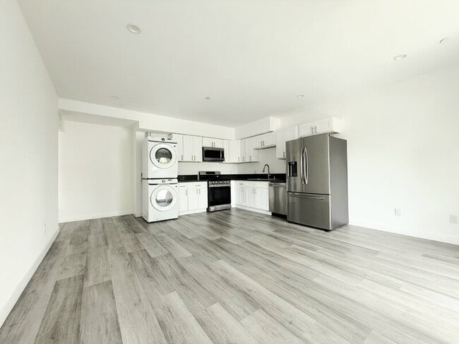 Building Photo - 1260 Leighton Ave