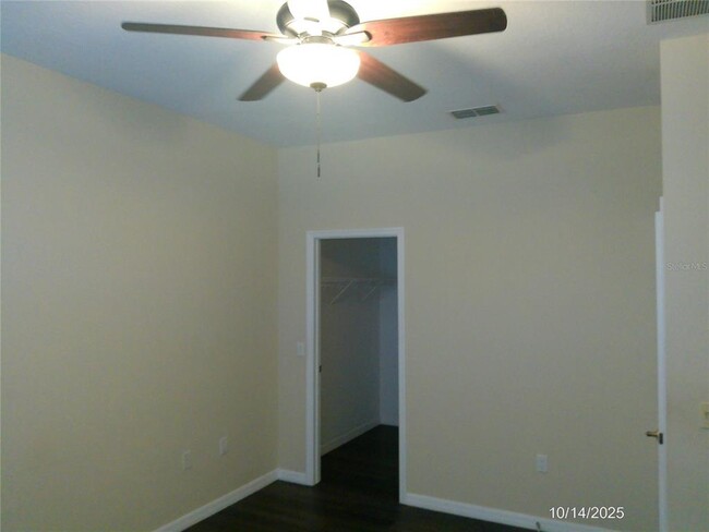 Building Photo - 6376 Sedgeford Dr